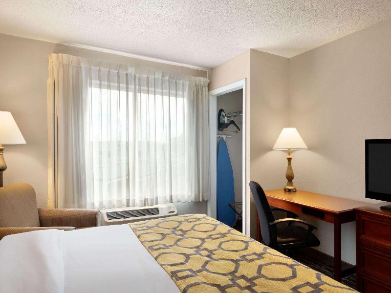 Baymont by Wyndham Springfield I-44 image
