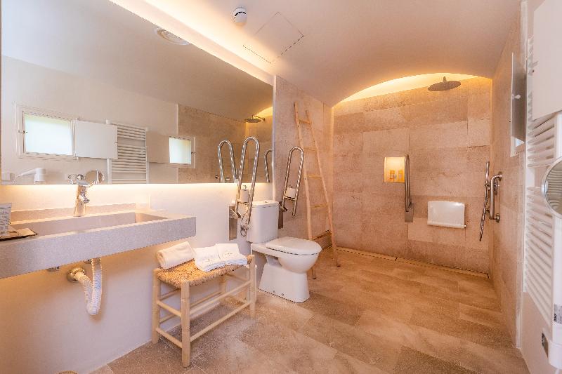 Yartan Boutique Hotel image