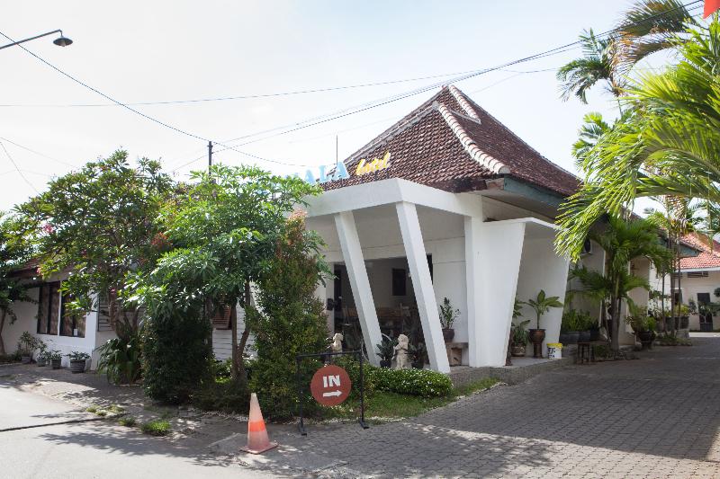 Formerly RedDoorz Plus near Mall Roxy Banyuwangi image