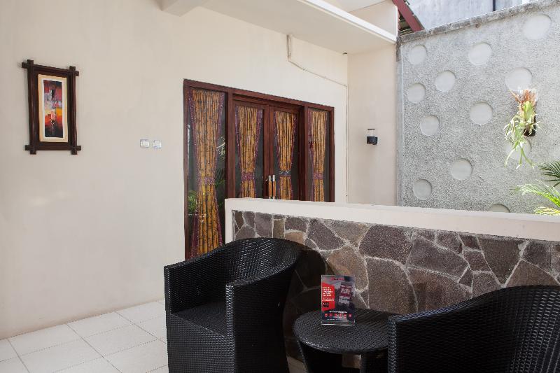 Formerly RedDoorz Plus near Mall Roxy Banyuwangi image