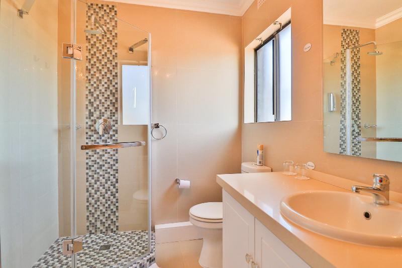 The Whale's Tale Guest House image