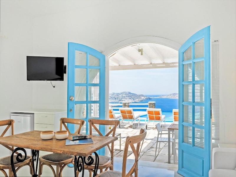 Aeri Villas image