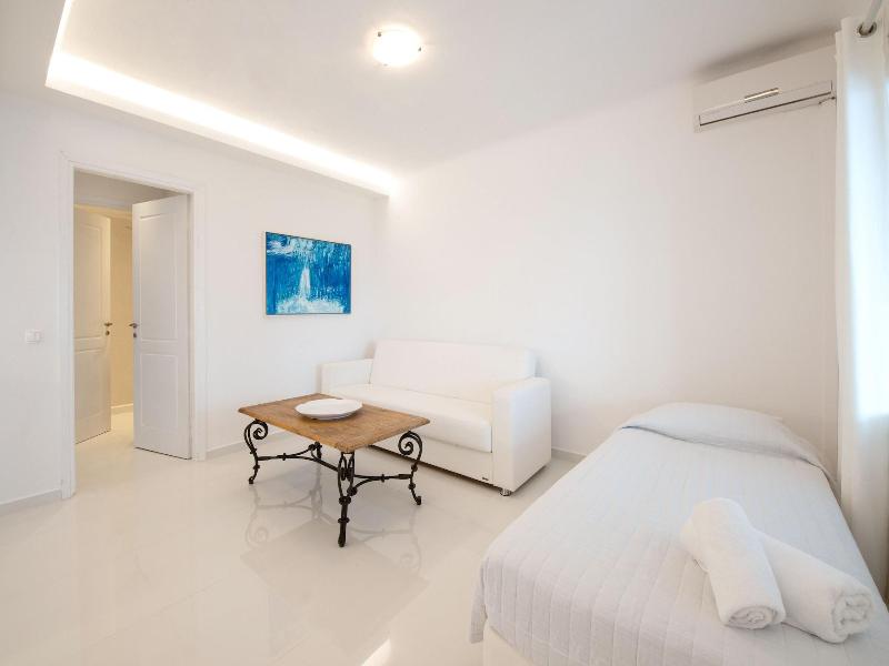 Aeri Villas image
