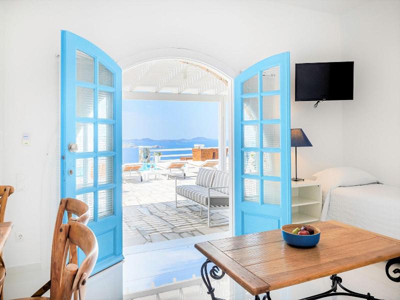 Aeri Villas image