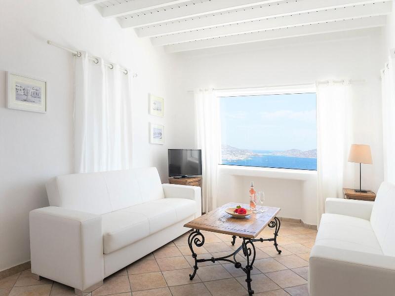 Aeri Villas image