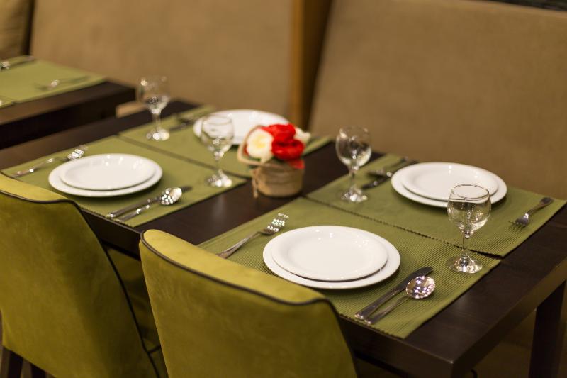 Sun Hotel — restaurant