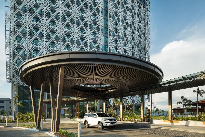 Hilton Port Moresby Hotel & Residences image