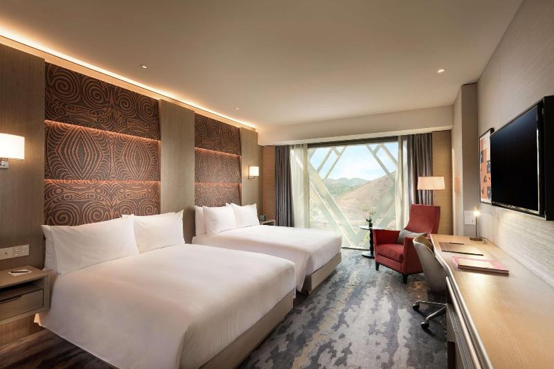 Hilton Port Moresby Hotel & Residences image