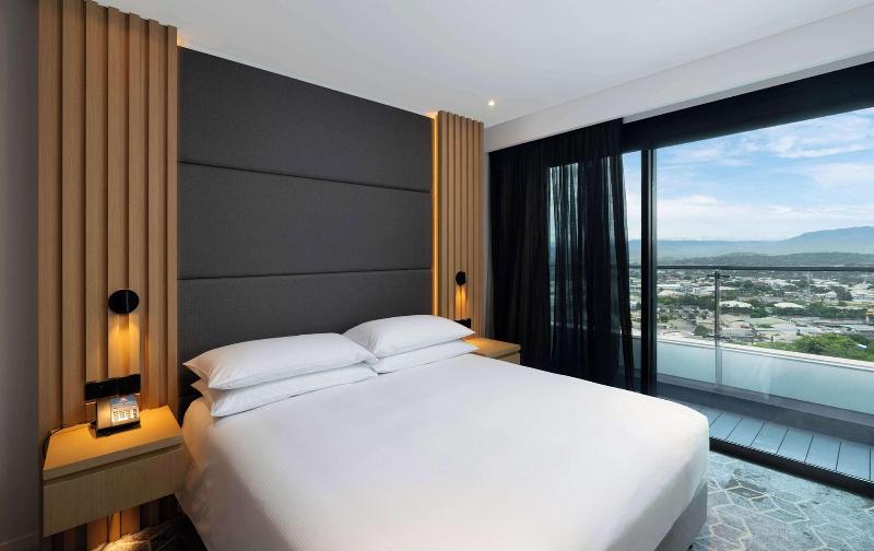 Hilton Port Moresby Hotel & Residences image