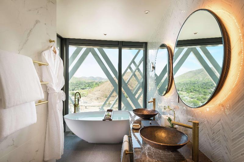 Hilton Port Moresby Hotel & Residences image