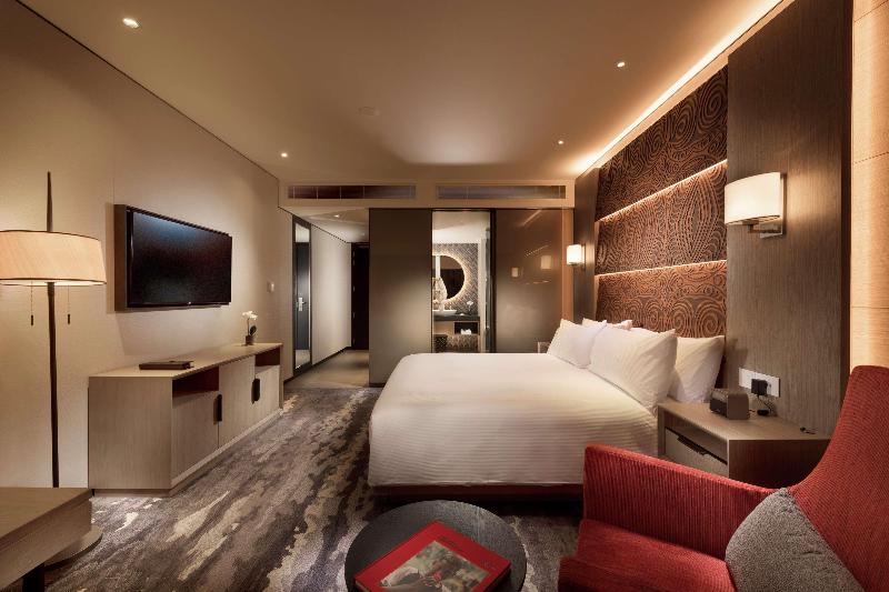 Hilton Port Moresby Hotel & Residences image