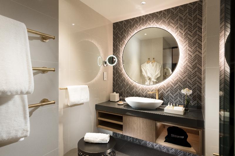 Hilton Port Moresby Hotel & Residences image