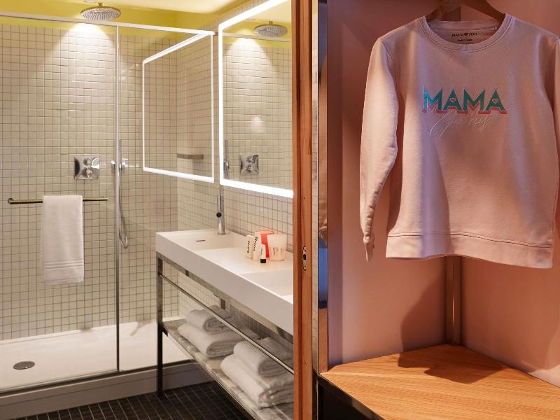 Mama Shelter Paris West image