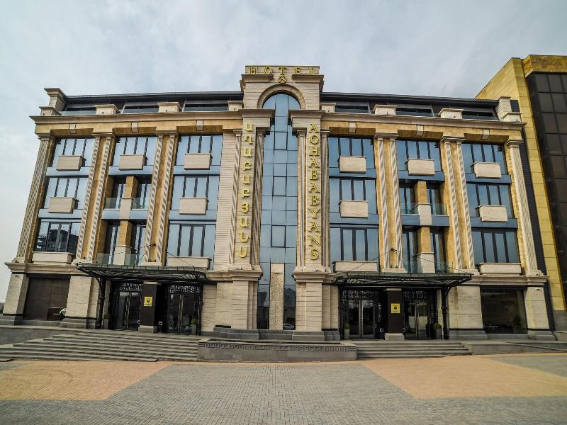 Aghababyans Hotel image