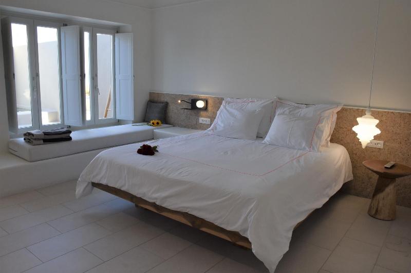 Arota Exclusive Villas image