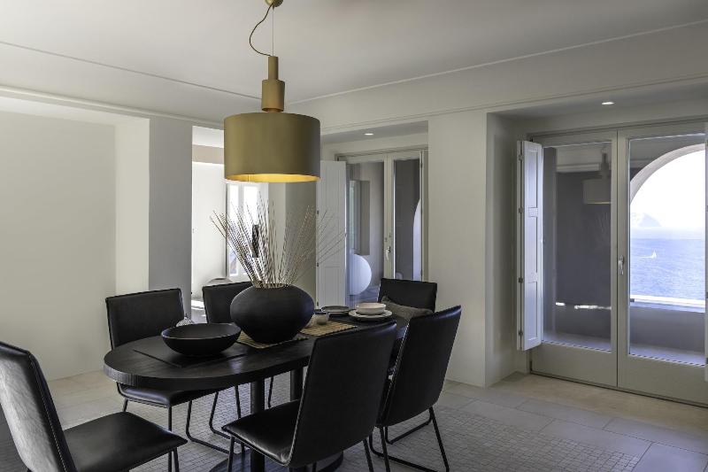 Arota Exclusive Villas image