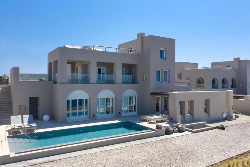 Arota Exclusive Villas image