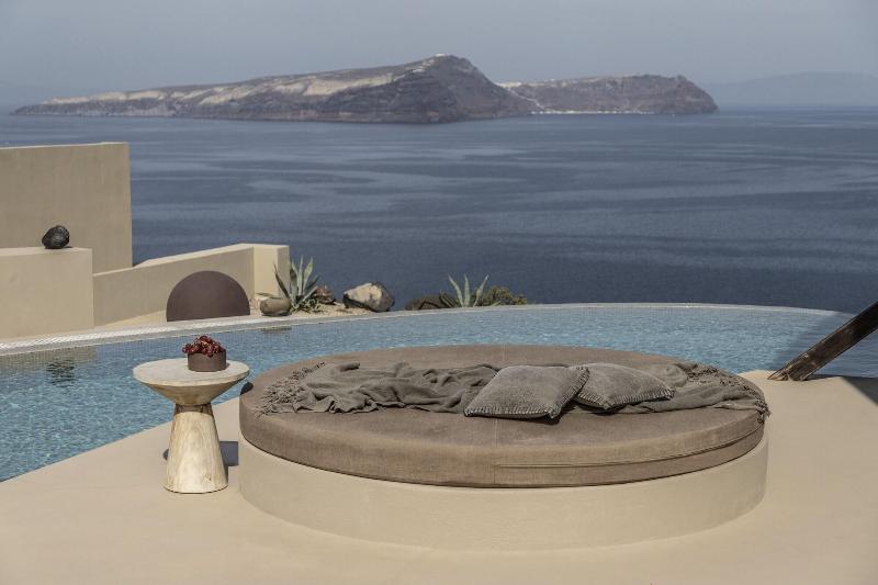Arota Exclusive Villas image
