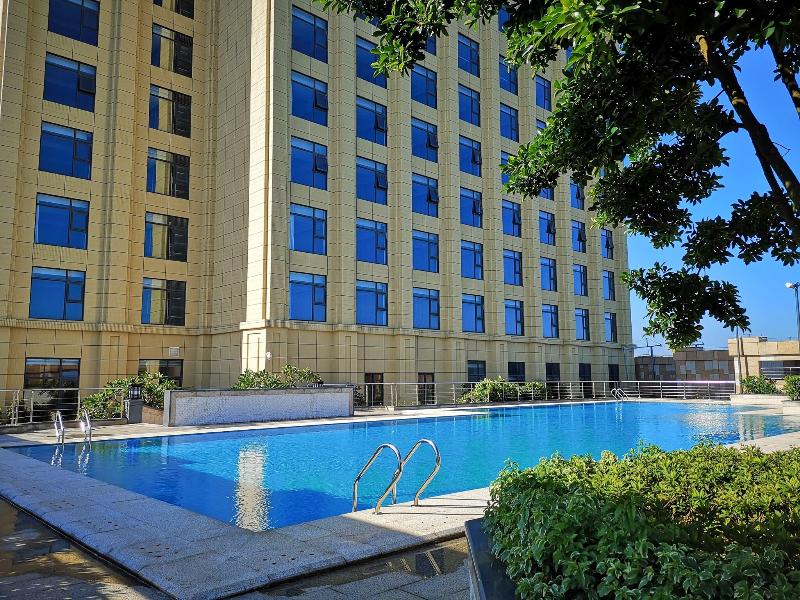 Ramada Plaza Dongxing City Center