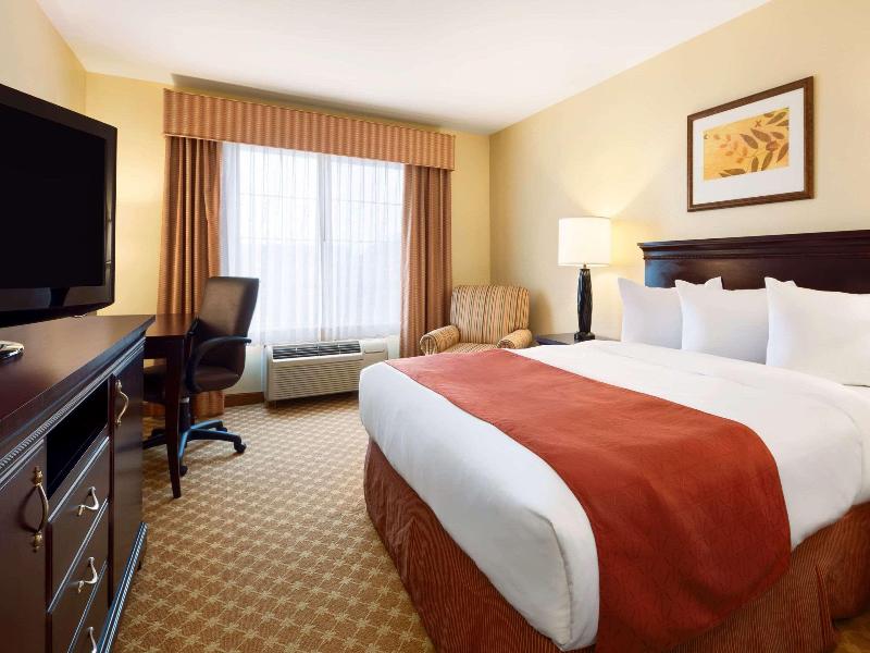 Country Inn Suites By Radisson Clinton Ia image