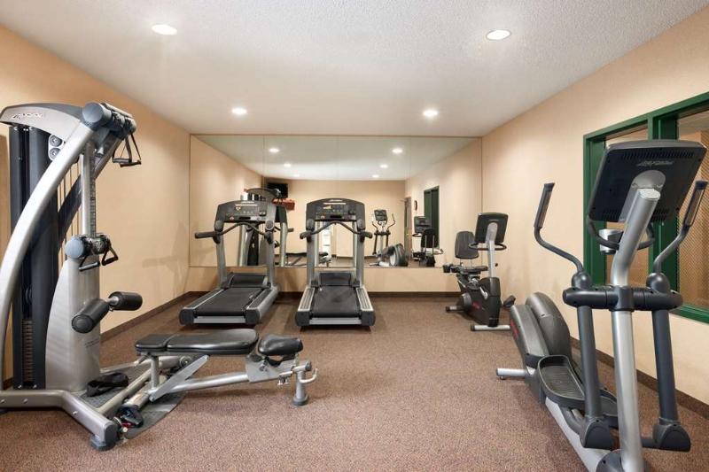 Country Inn Suites By Radisson Northwood Ia image