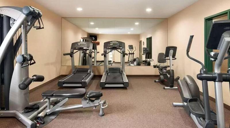 Country Inn Suites By Radisson Northwood Ia image 10