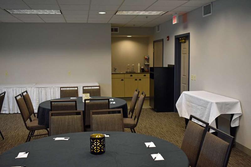 Country Inn Suites By Radisson Northwood Ia image