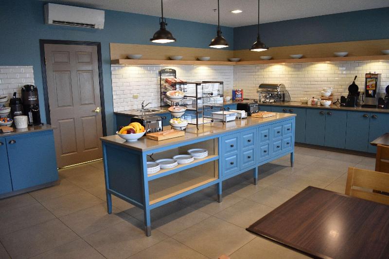 Country Inn Suites By Radisson Northwood Ia image 3