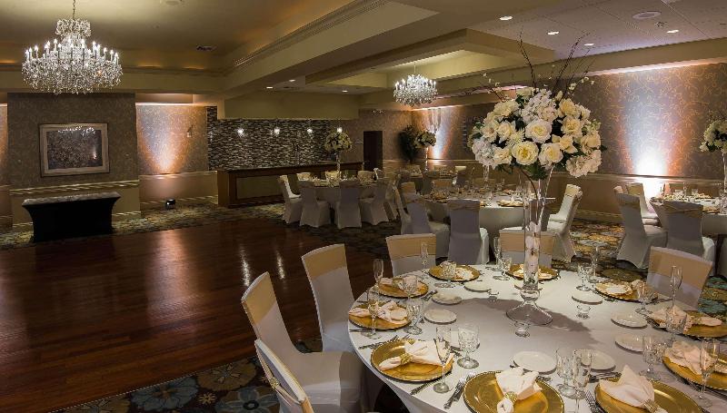 Radisson Hotel Freehold image