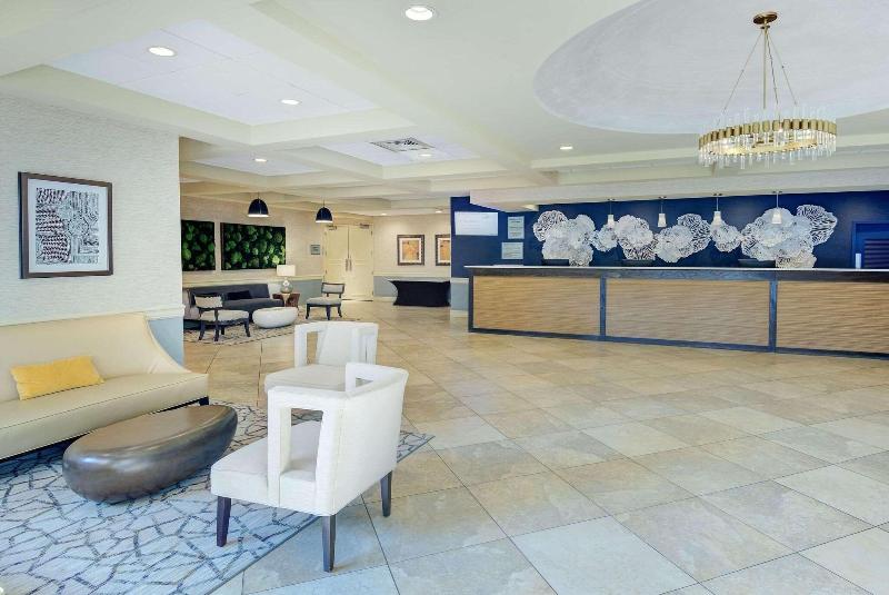 Radisson Hotel Freehold image