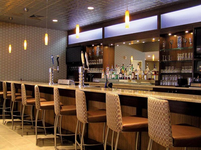 Radisson Hotel Freehold image