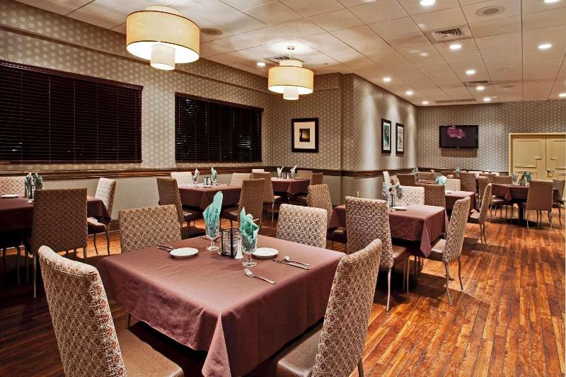Radisson Hotel Freehold image