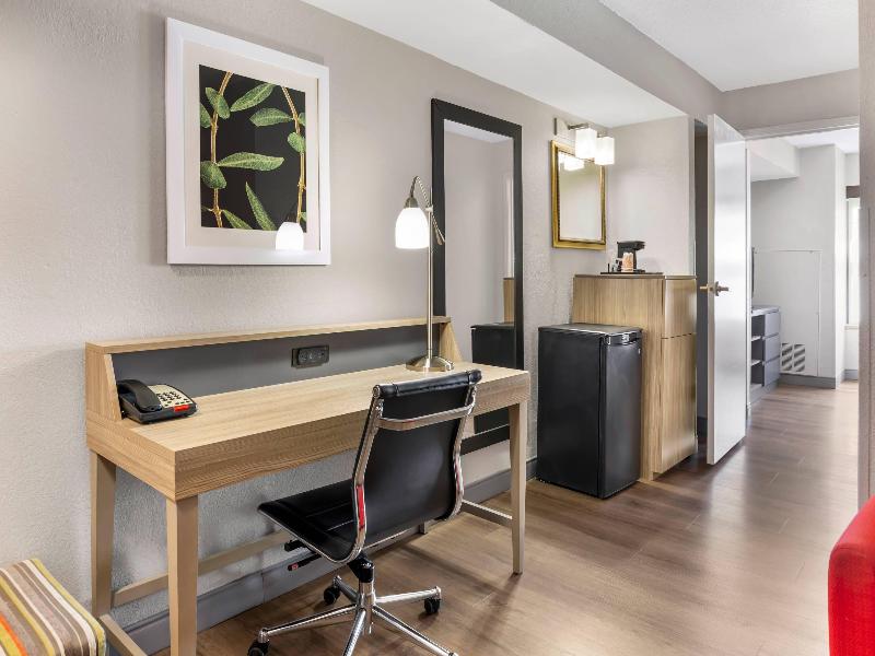 Country Inn Suites By Radisson Georgetown Ky image