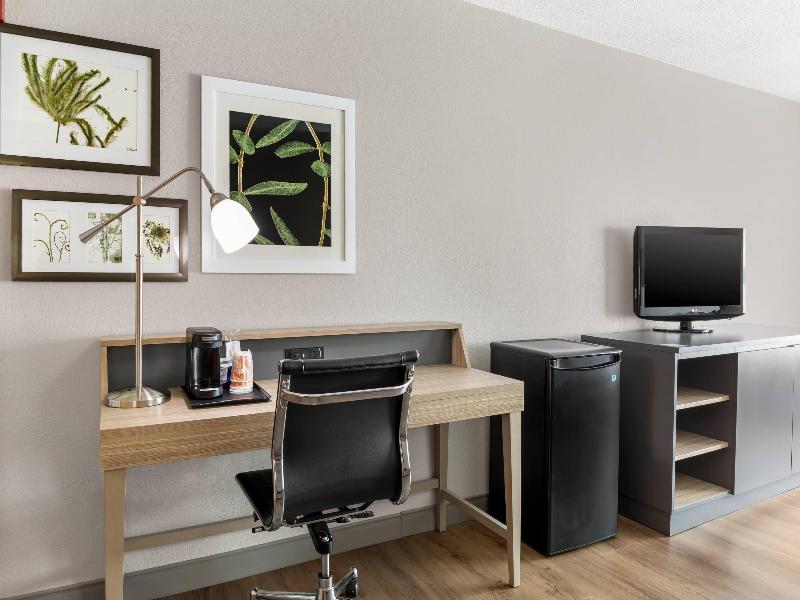 Country Inn Suites By Radisson Georgetown Ky image