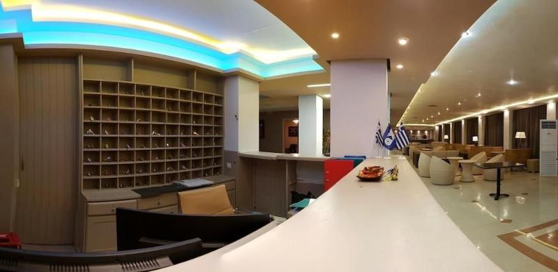 Lobby & Reception