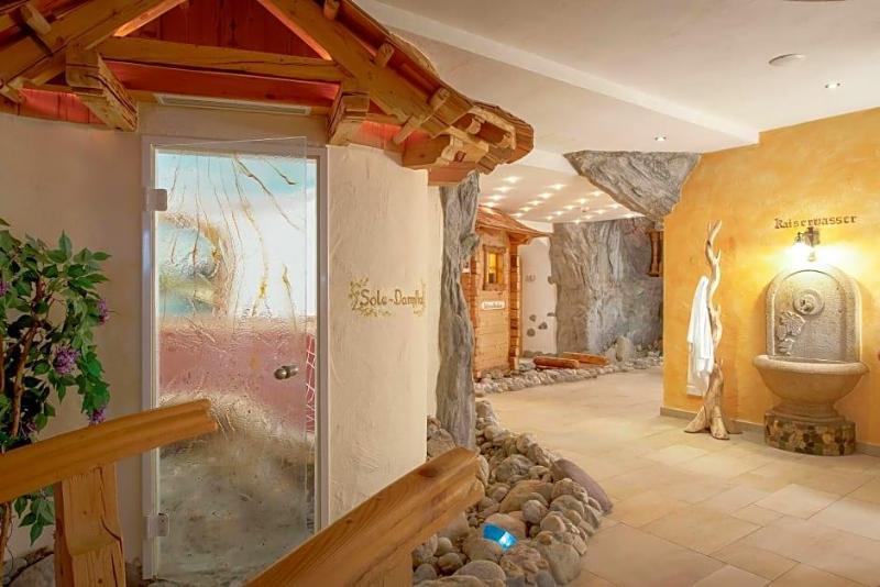 Vital- und Panoramahotel Sonnenhof image