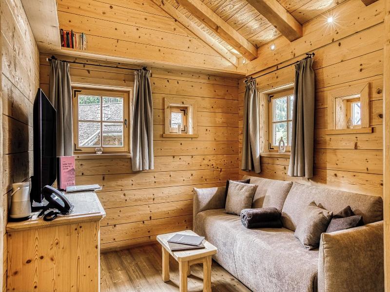Puradies Hotel & Chalets image