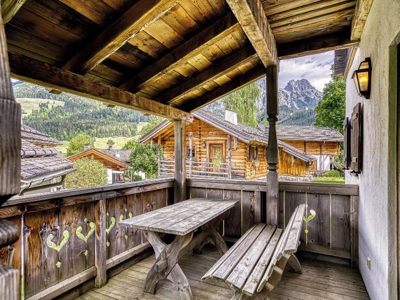 Puradies Hotel & Chalets image