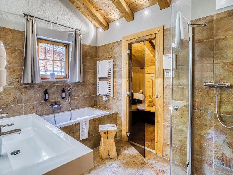 Puradies Hotel & Chalets image