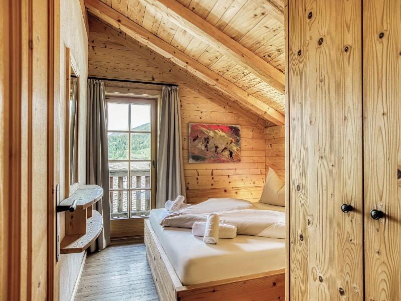 Puradies Hotel & Chalets image