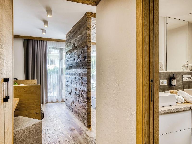 Puradies Hotel & Chalets image