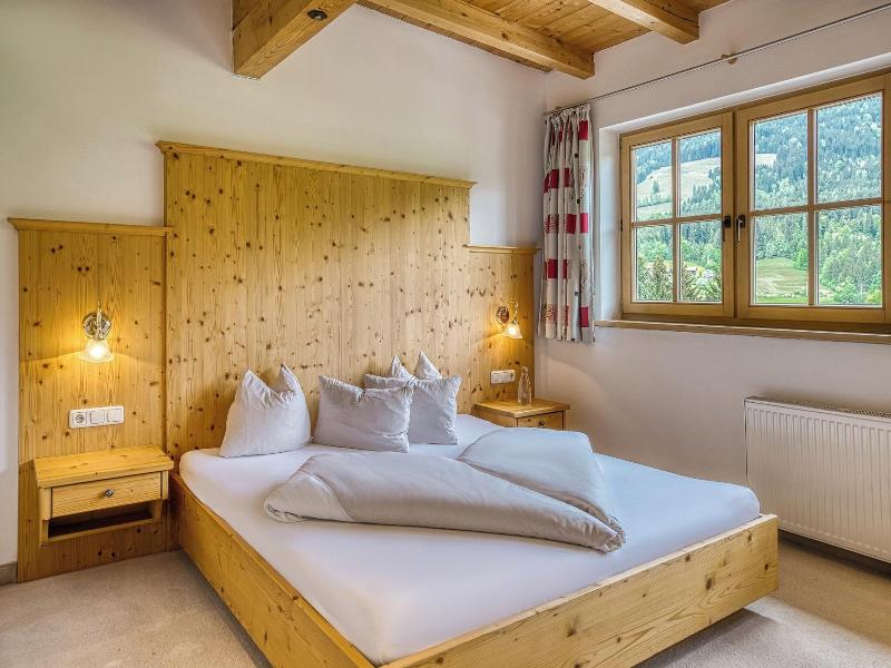 Puradies Hotel & Chalets image
