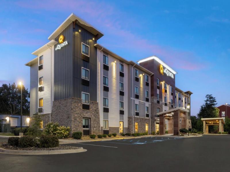 La Quinta Inn & Suites Greenville Woodruff Rd.