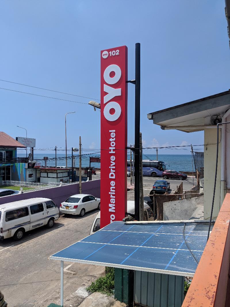 Metro Marine Drive Hotel image