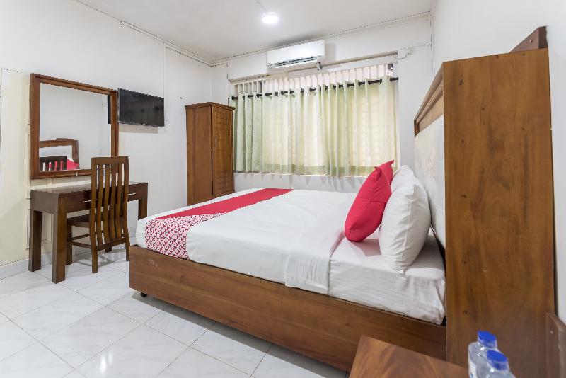Metro Marine Drive Hotel image