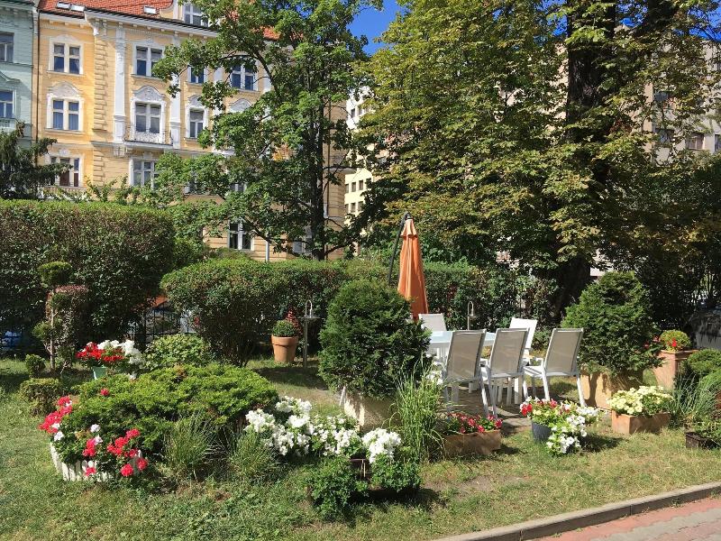 Hotel Jana / Pension Domov Mladeze image