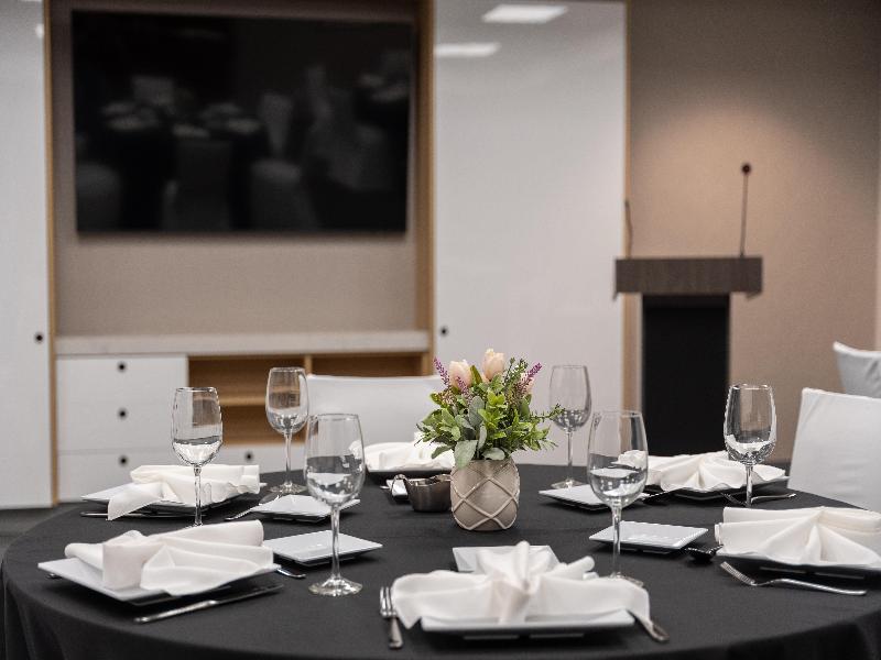 Hyatt House Orlando International Drive image