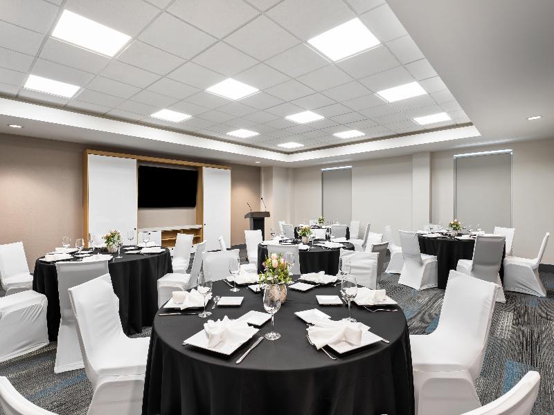 Hyatt House Orlando International Drive image