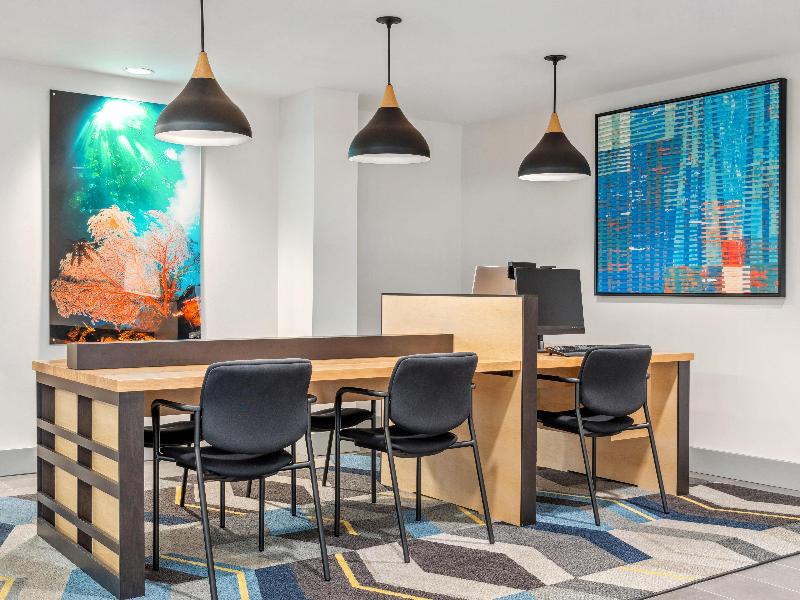 Hyatt House Orlando International Drive image