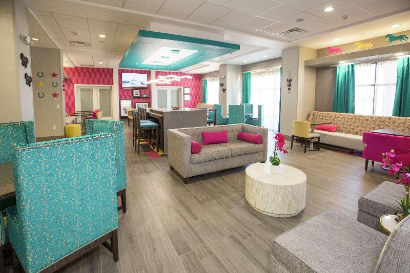 Hampton Inn Mustang image